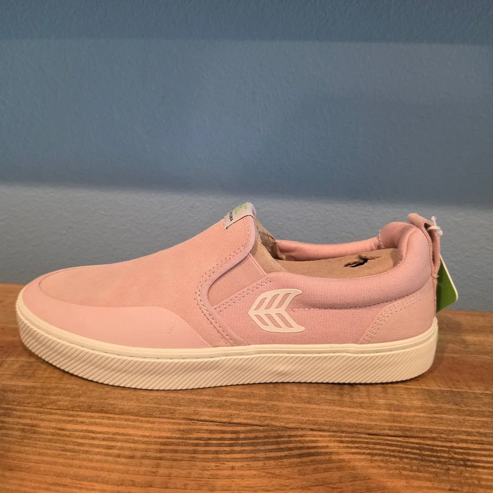 Cariuma Mens Slip On Pro Skate Shoes Pink‎ Suede Canvas Sneakers Size 9.5
